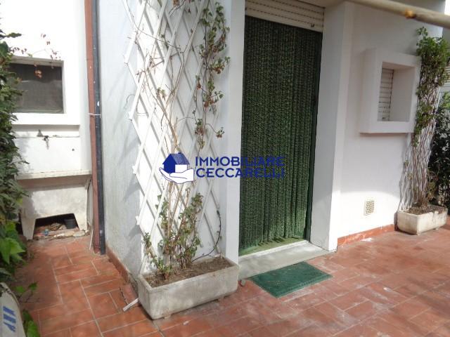 Bilocale arredato in affitto, Massa poveromo