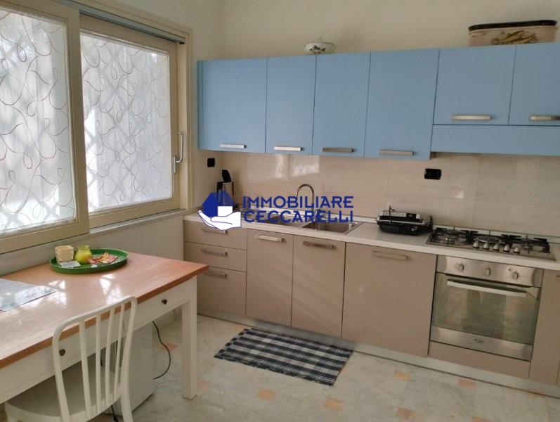 Appartamento con giardino, Massa ronchi