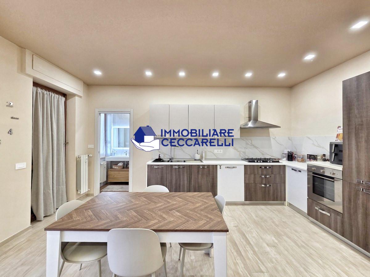 Quadrilocale ristrutturato a Massa