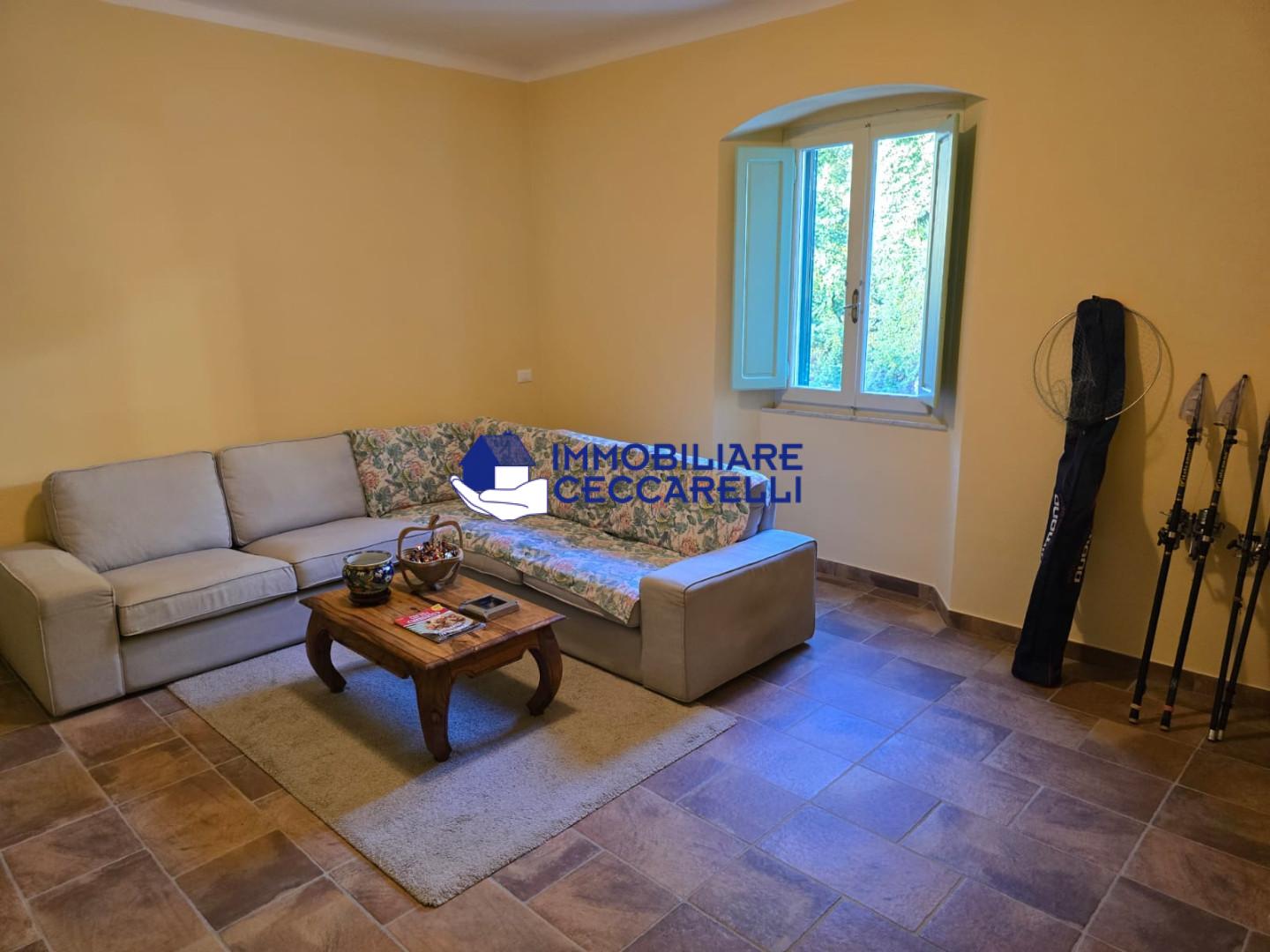 Casa indipendente con giardino, Massa canevara