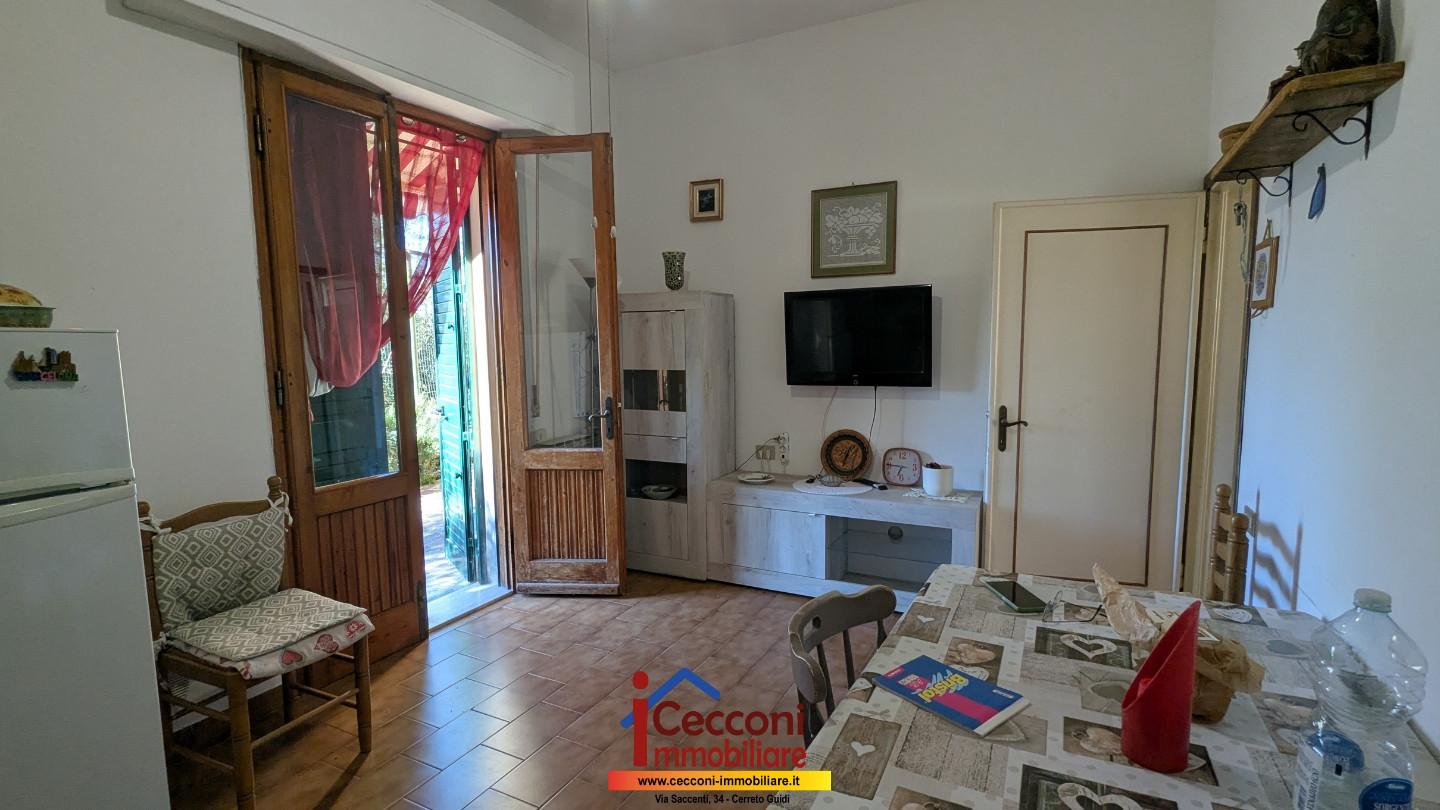 Appartamento con giardino a Vinci