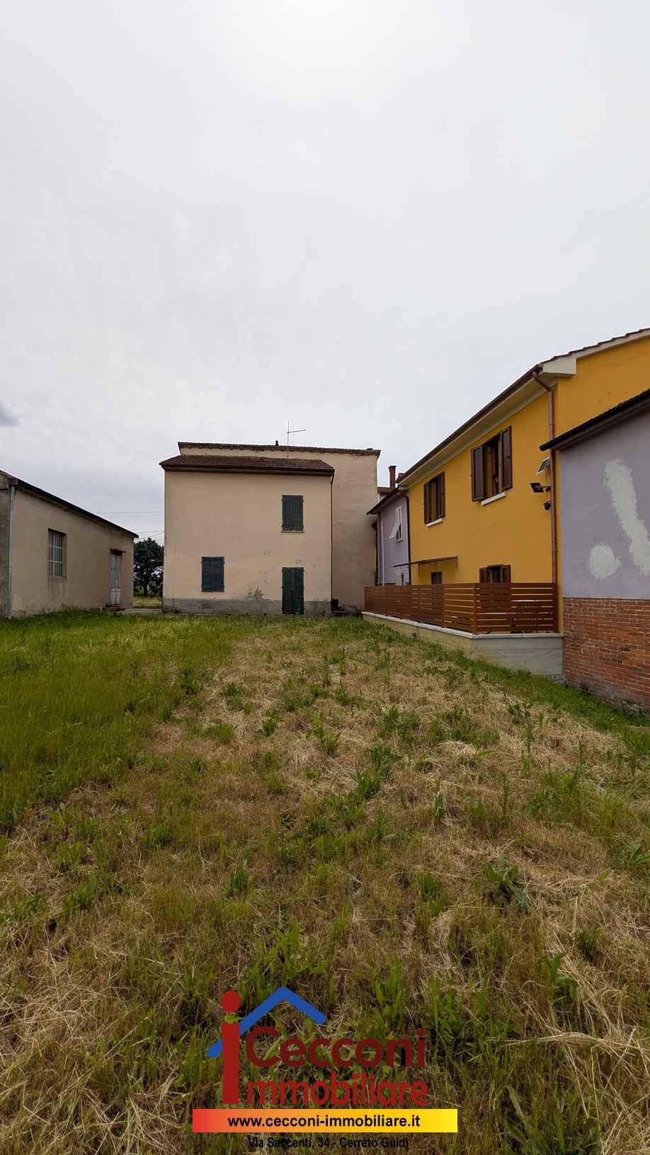 Casa indipendente con giardino a Larciano