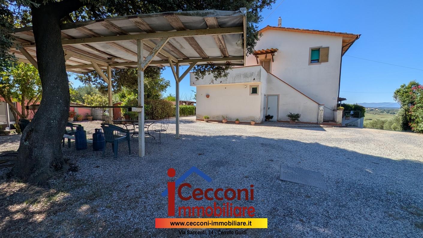 Casa indipendente con giardino a Cerreto Guidi