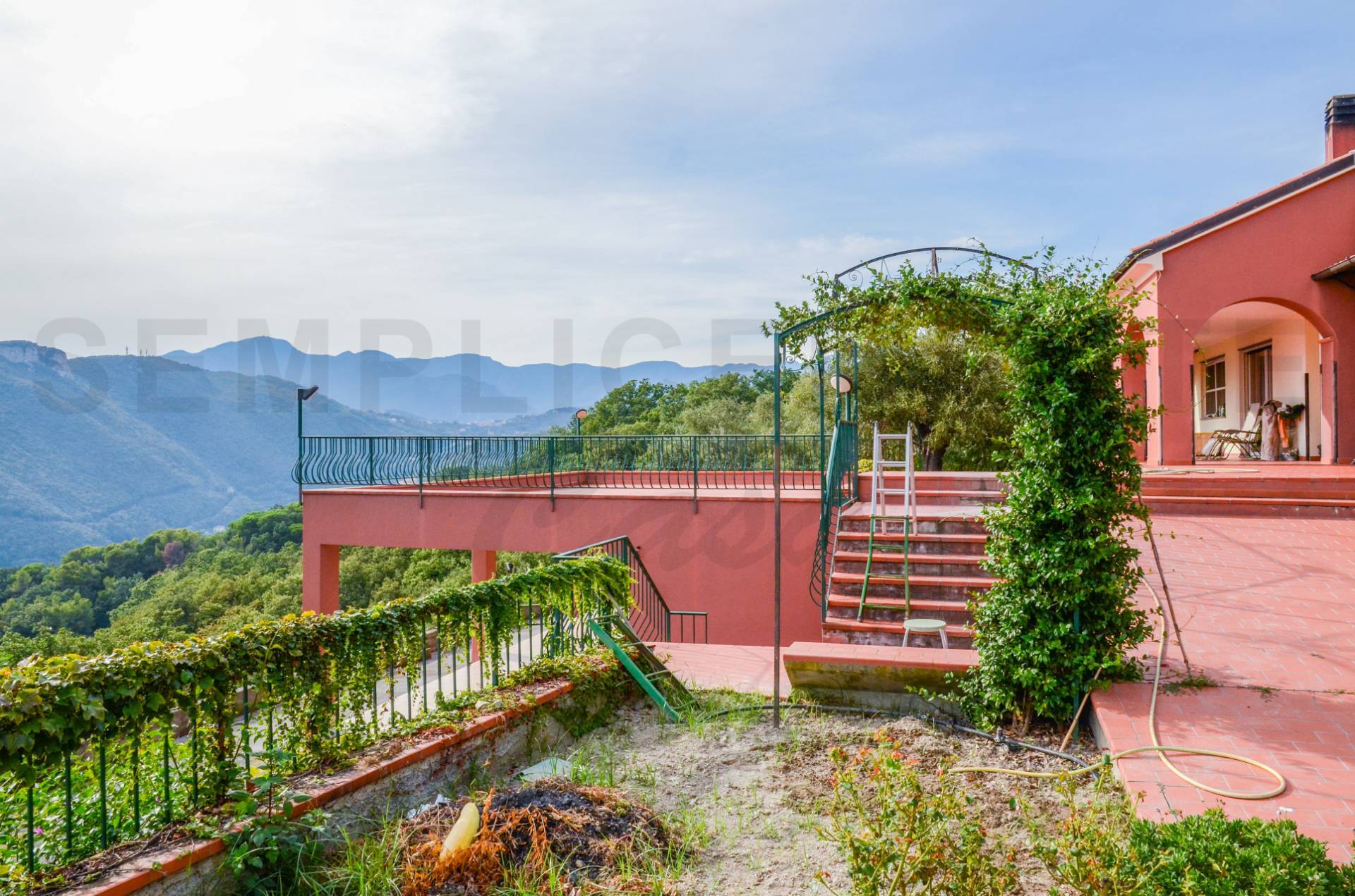 Villa in vendita a Finale Ligure