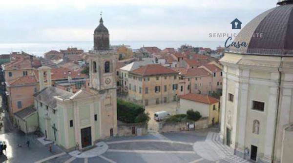 Appartamento in vendita a Loano