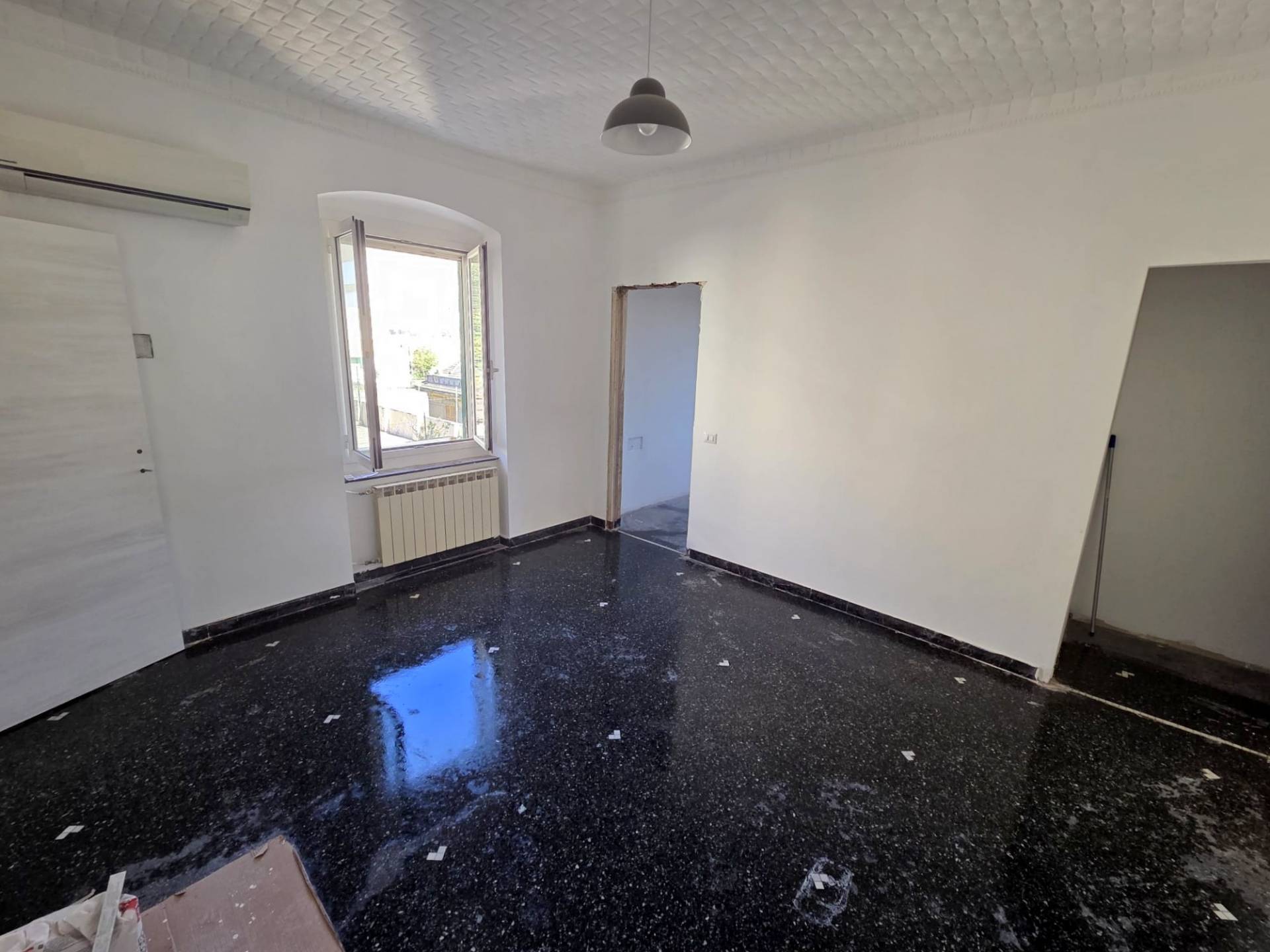 Appartamento in vendita a Genova, Sestri Ponente