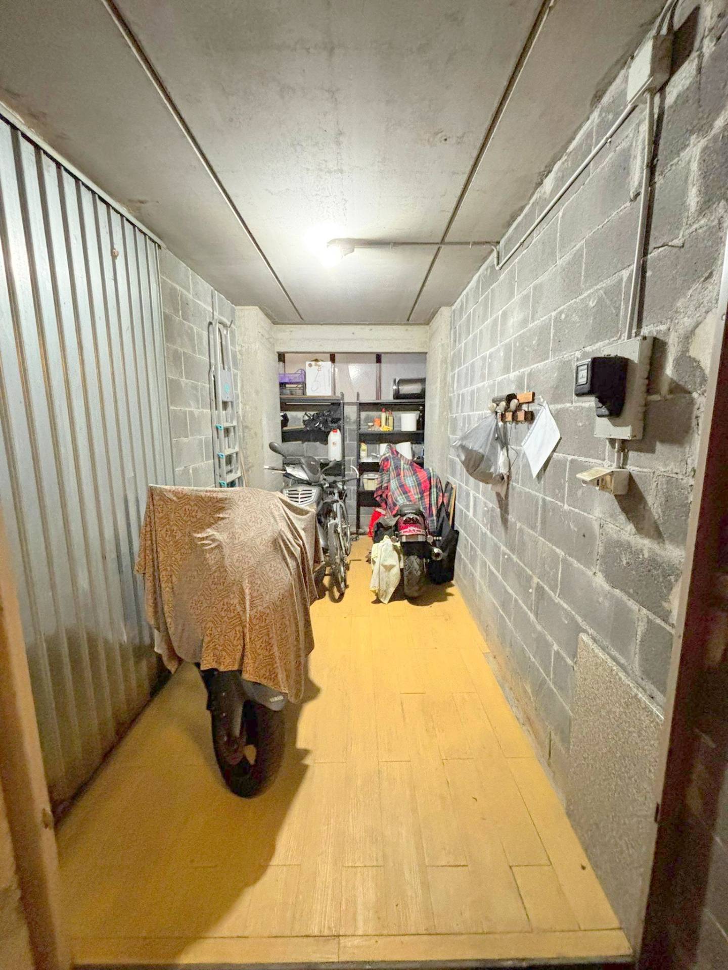 Box in vendita a Genova, Sestri Ponente