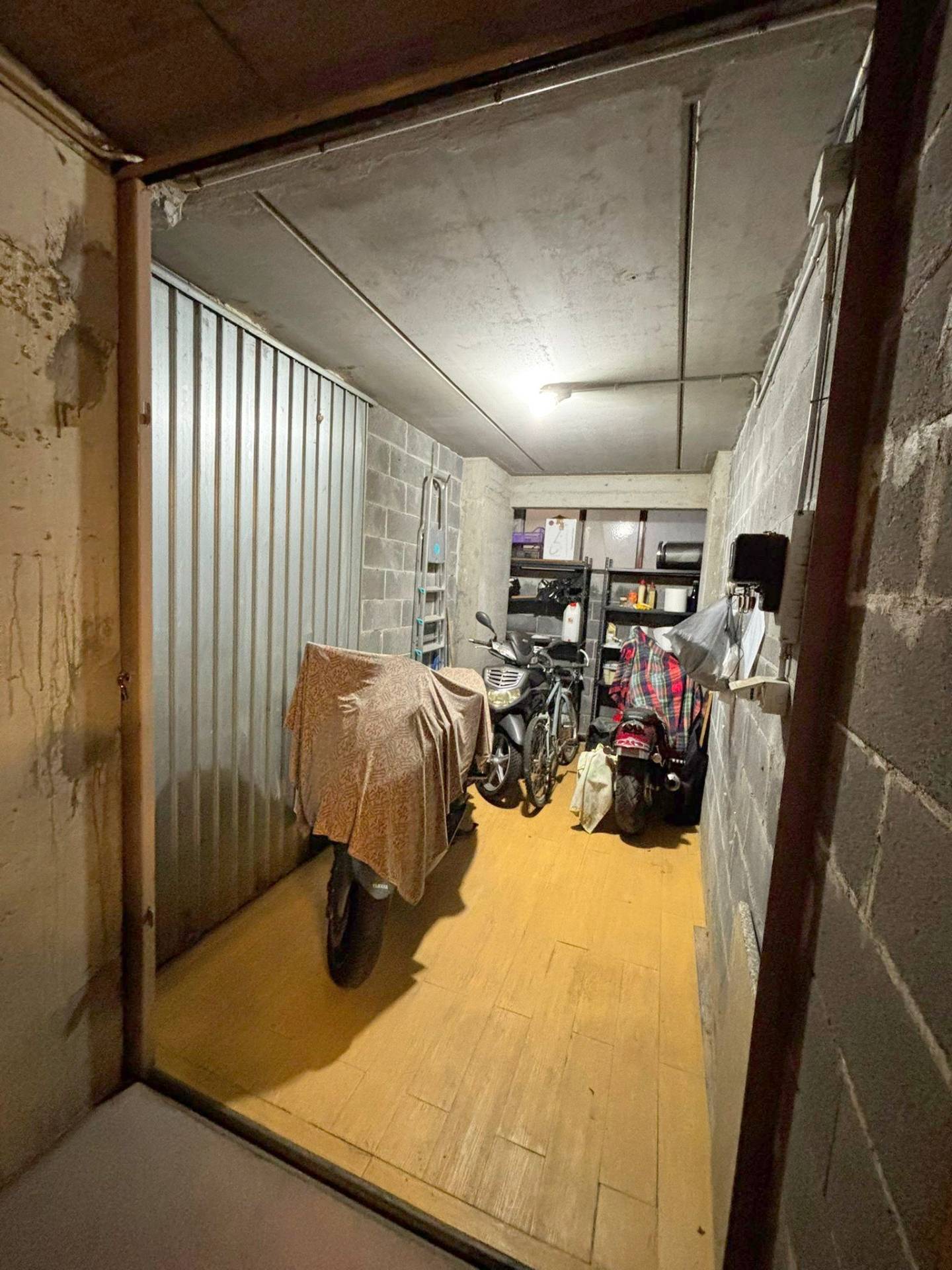 Box in vendita a Genova, Sestri Ponente