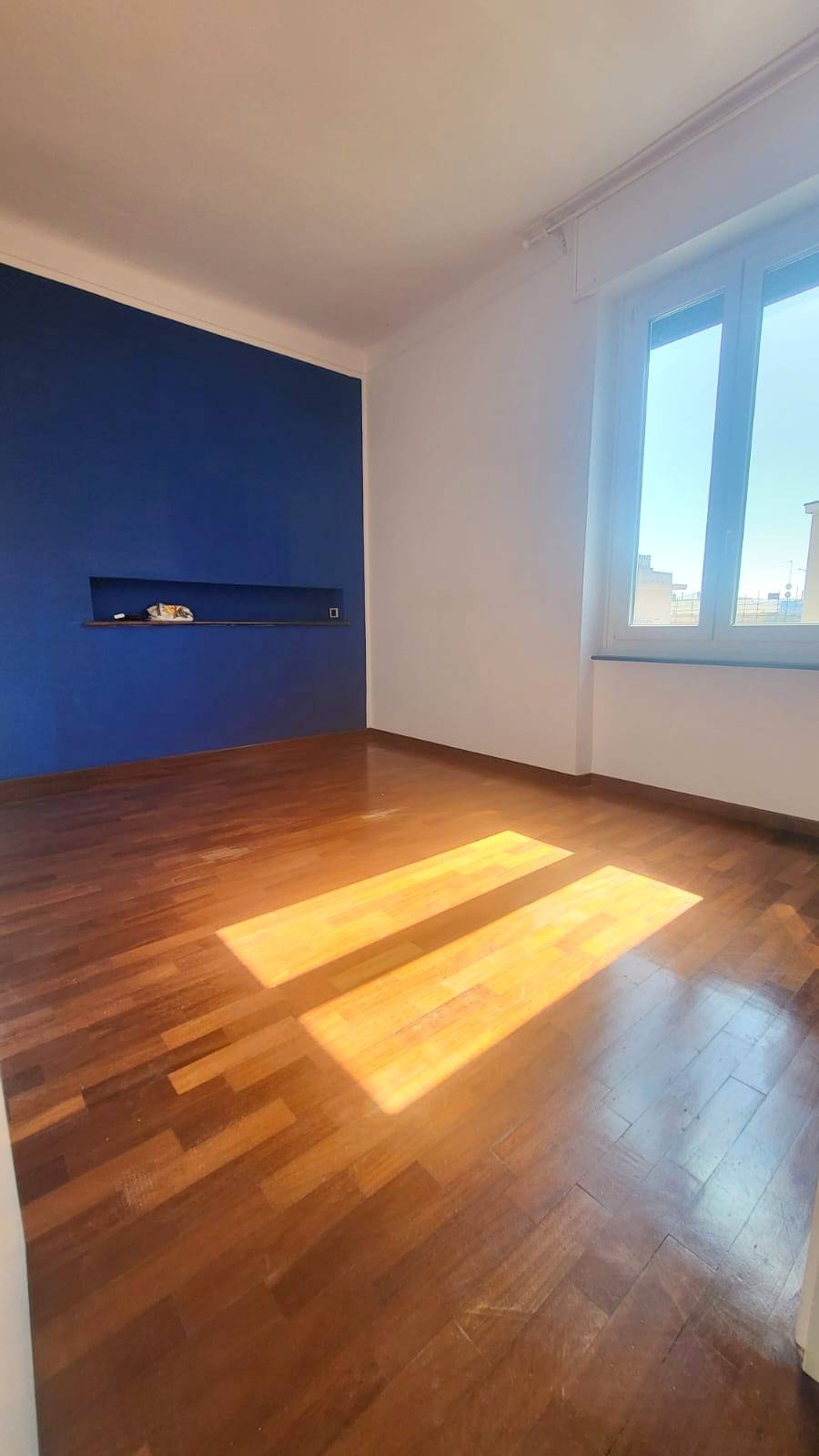 Appartamento in vendita a Genova, Sestri Ponente