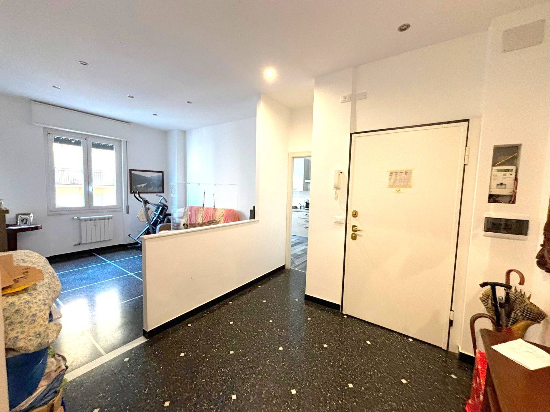 Appartamento in vendita a Genova, Sestri Ponente