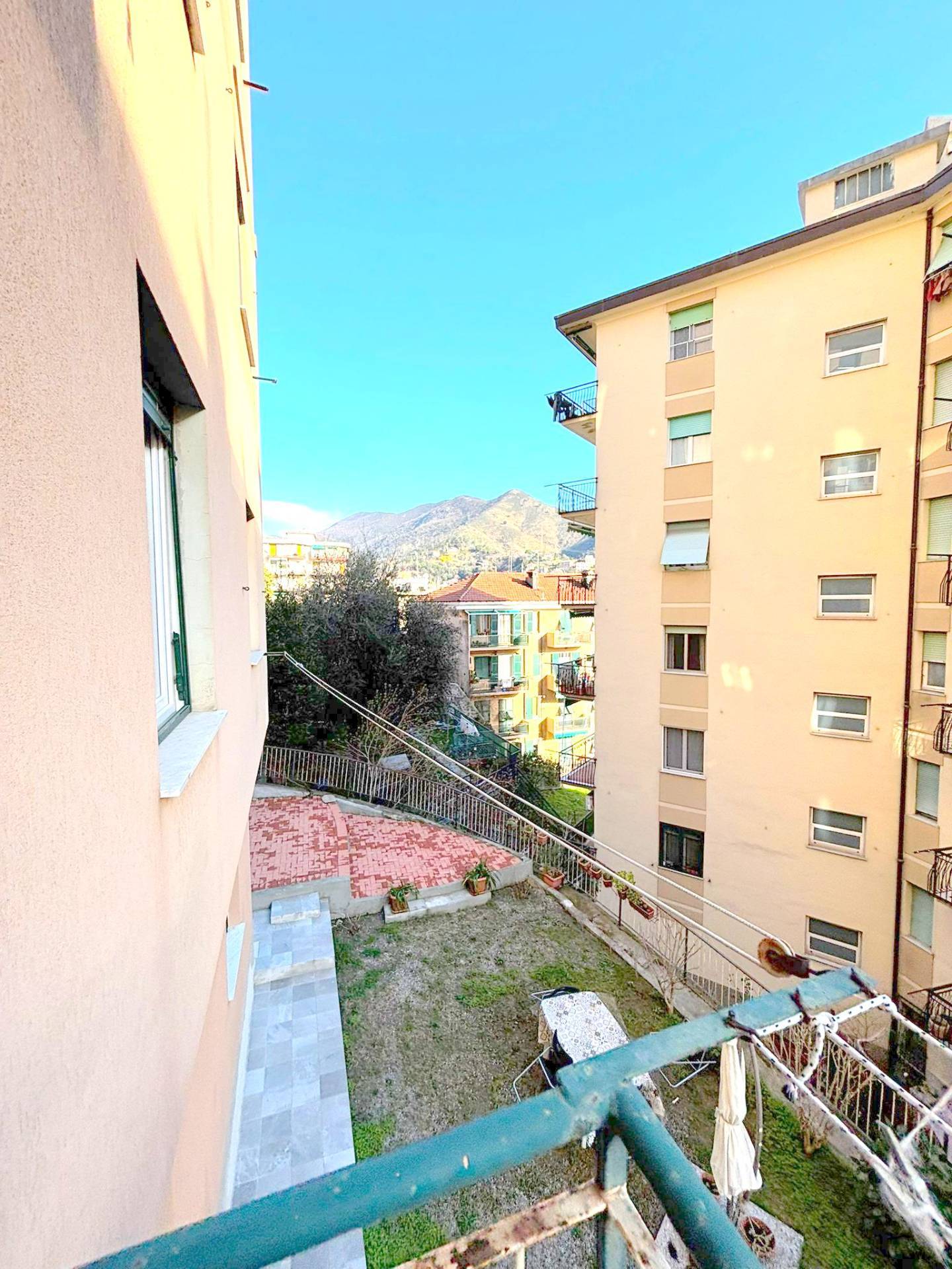 Appartamento in vendita a Genova, Sestri Ponente