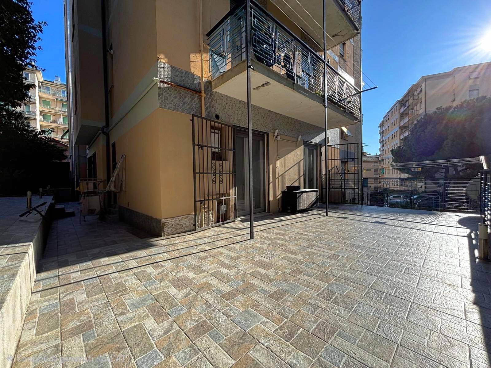 Appartamento in vendita a Genova, Pra