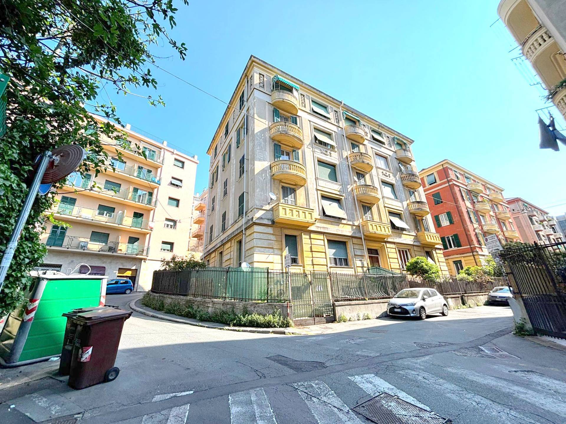 Appartamento in vendita a Genova, Sestri Ponente