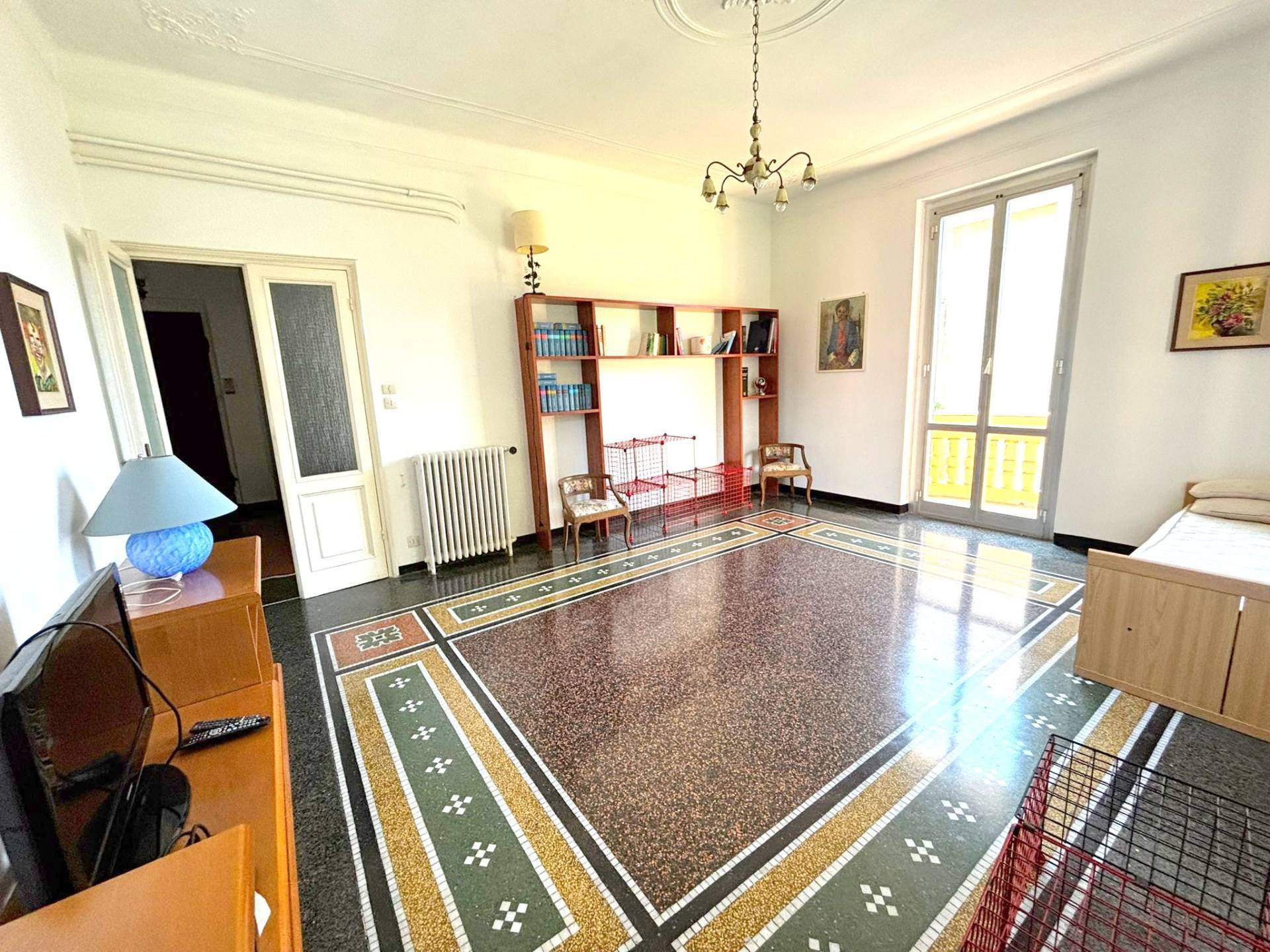 Appartamento in vendita a Genova, Sestri Ponente