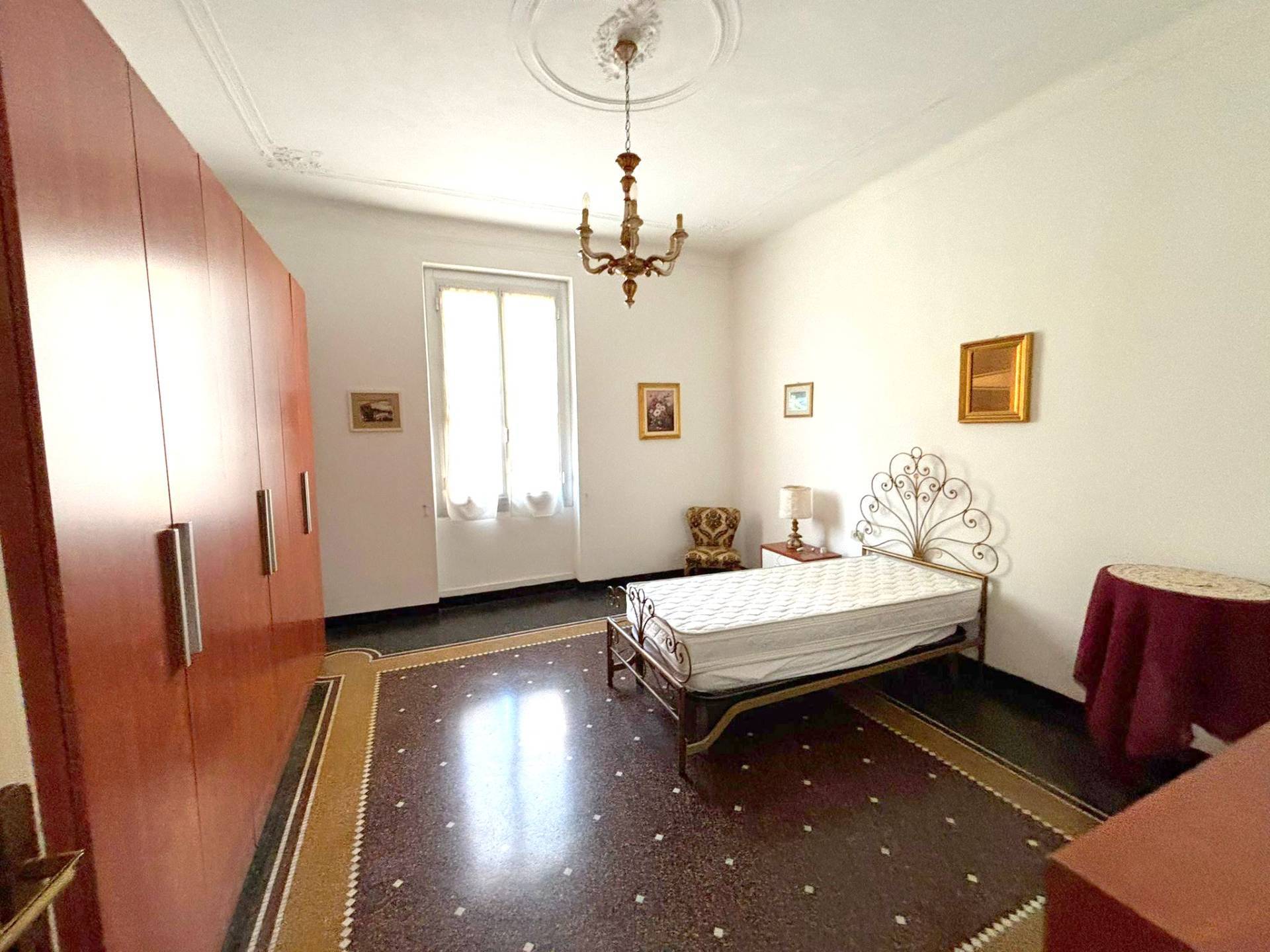 Appartamento in vendita a Genova, Sestri Ponente