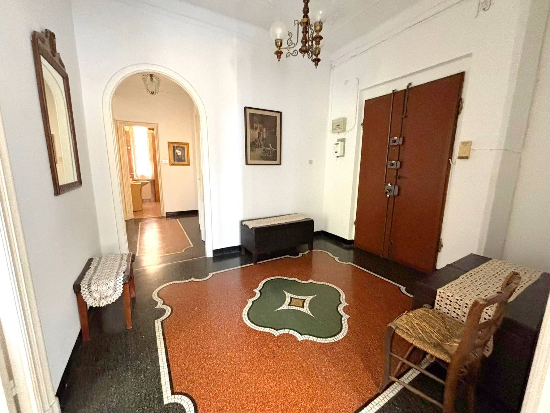 Appartamento in vendita a Genova, Sestri Ponente