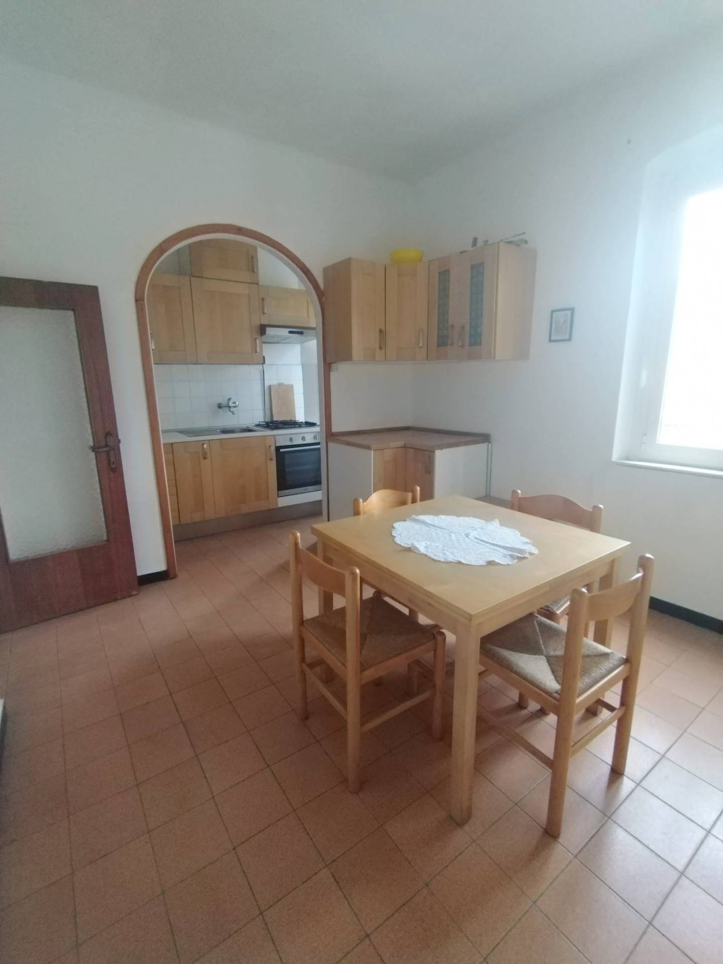 Appartamento in vendita a Genova, Rivarolo