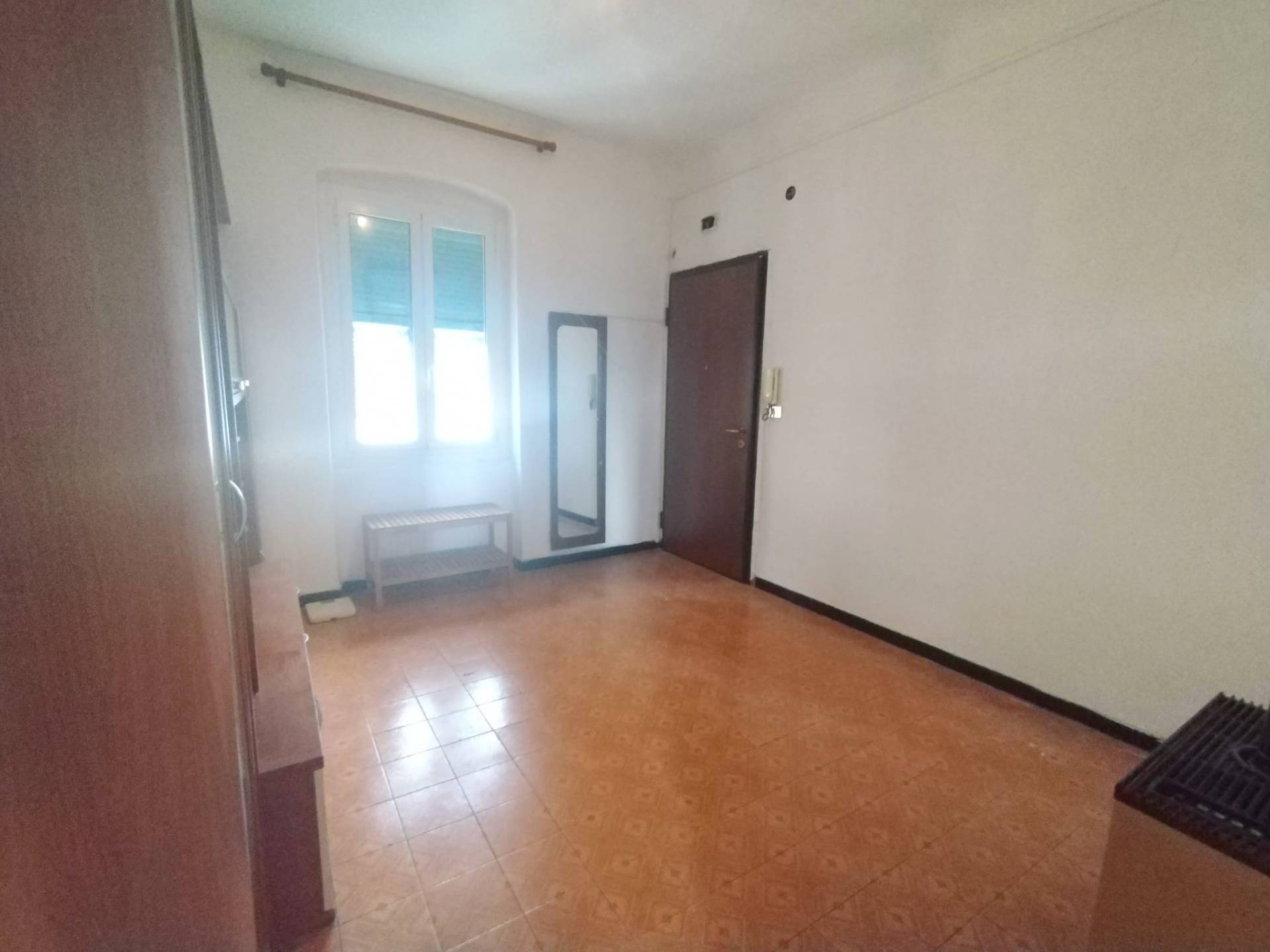 Appartamento in vendita a Genova, Rivarolo