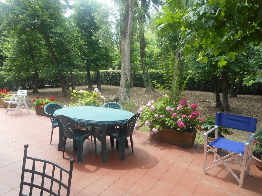 Villa arredata in affitto, Massa ronchi