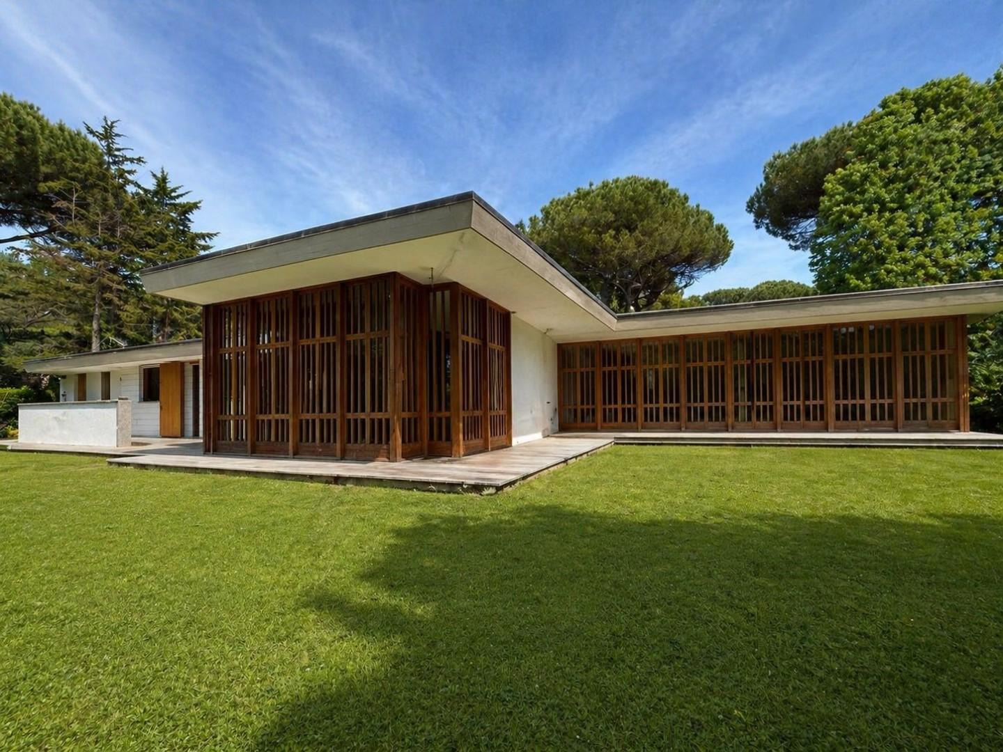 Villa in vendita, Massa poveromo