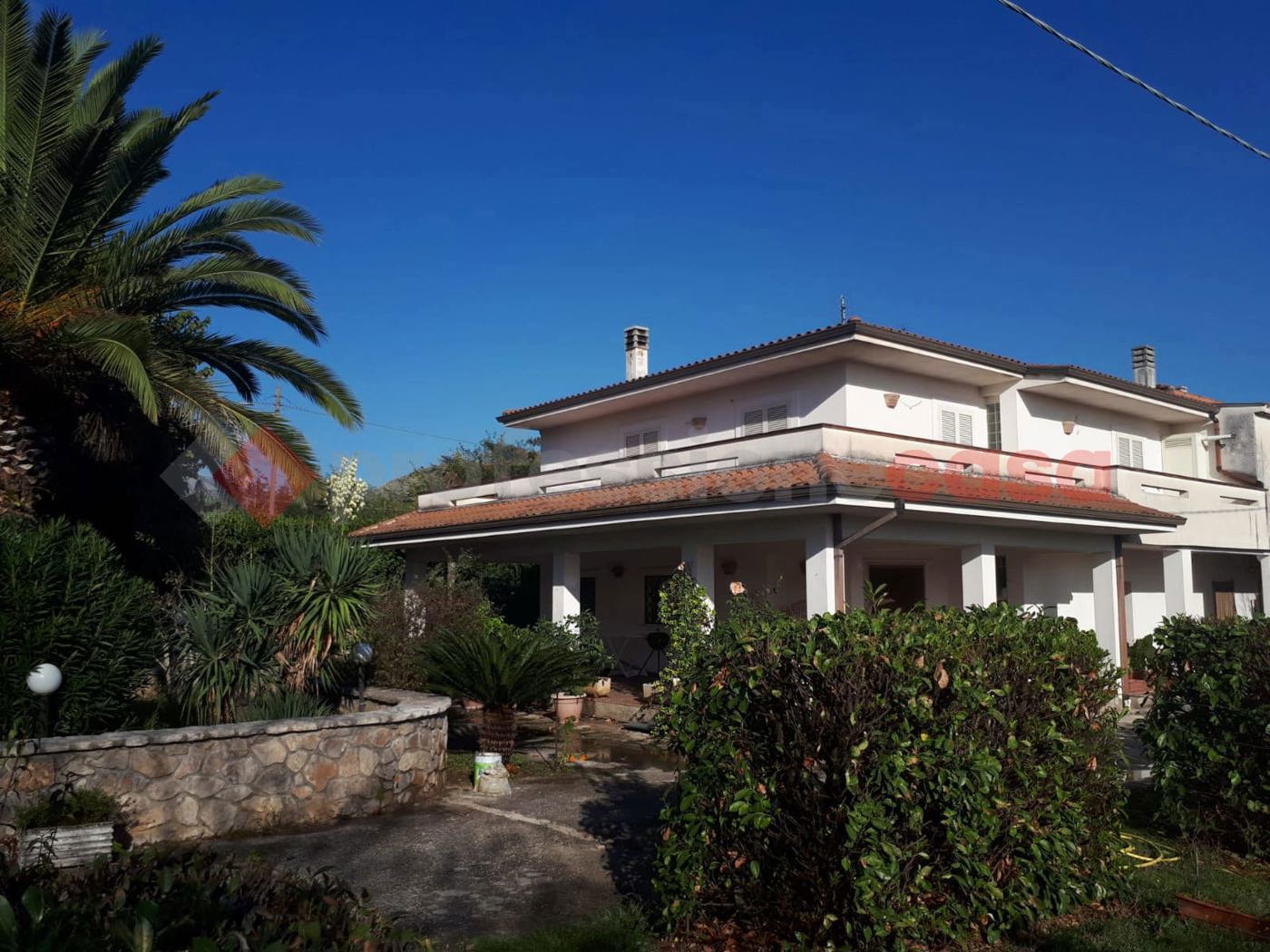 Villa in vendita a Cervaro