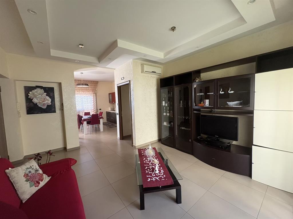 Appartamento in vendita in via mattia preti, Catanzaro