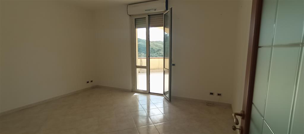Appartamento con terrazzo in via padre pietro da settingiano, Settingiano
