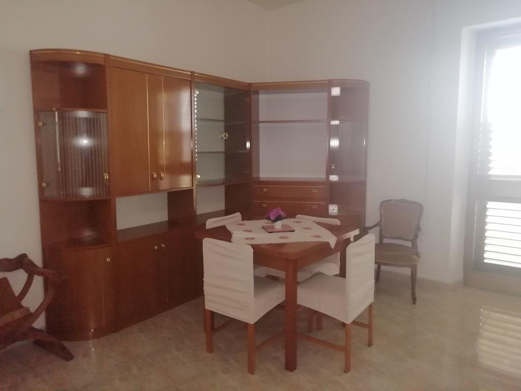 Appartamento arredato in affitto in via luigi siciliani, Catanzaro