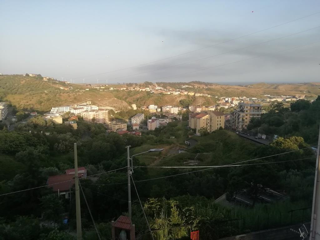 Appartamento arredato in affitto in via luigi siciliani, Catanzaro