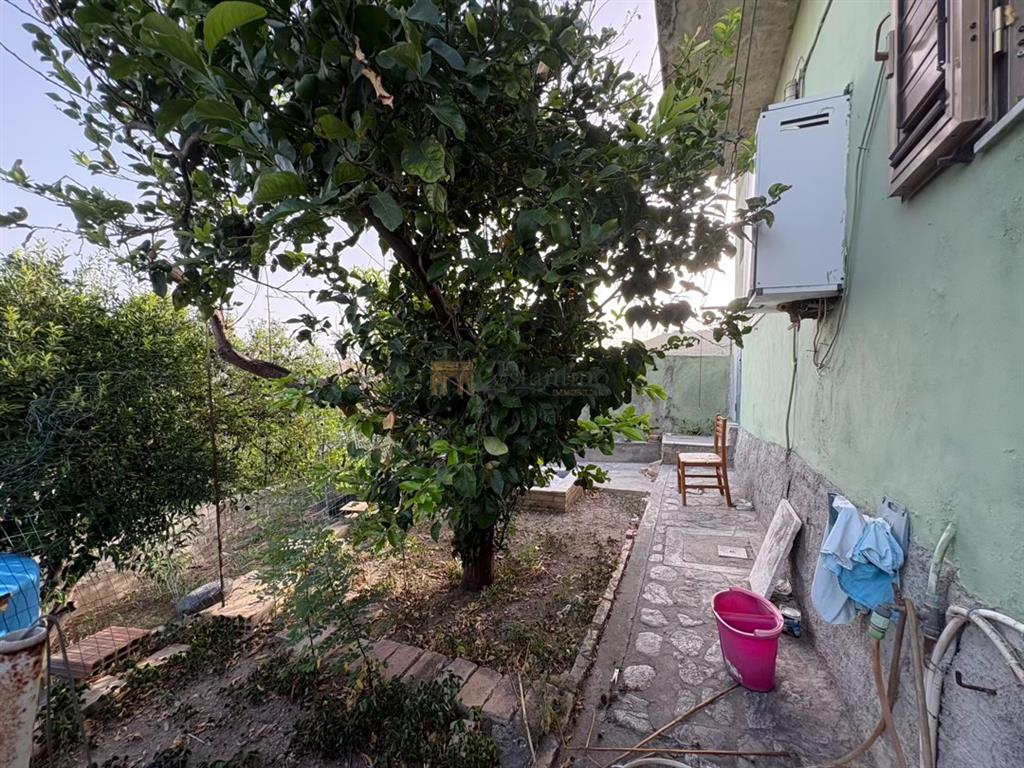Appartamento con giardino in via della stazione 23, Catanzaro