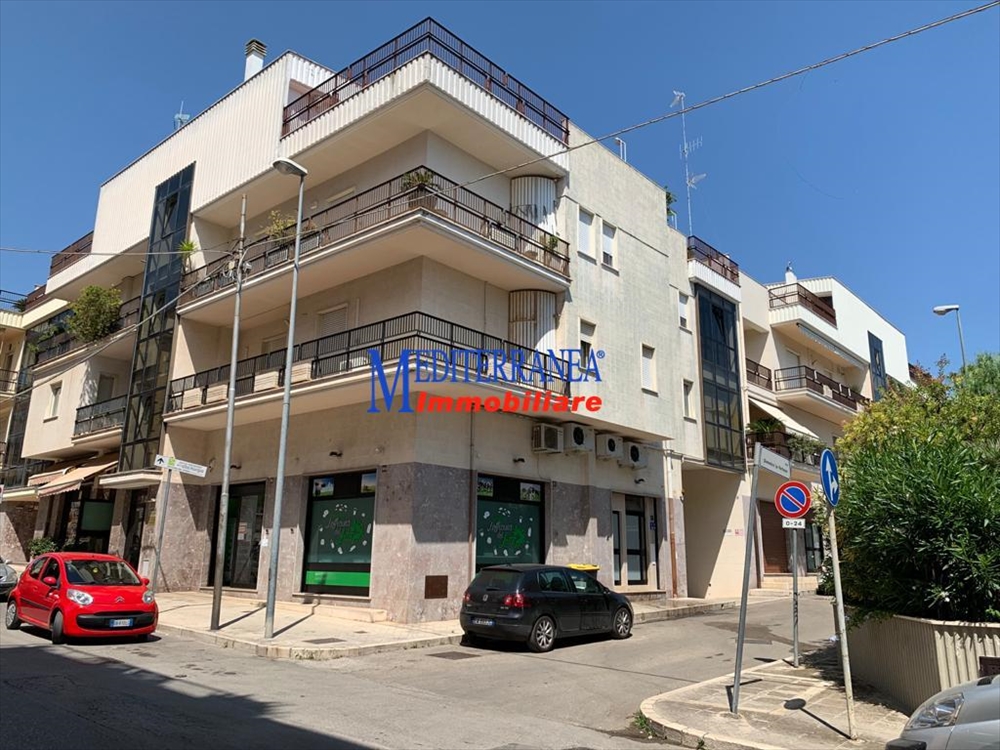 Box/Garage 70mq in vendita in vico la fortezza 3, Ruvo di Puglia
