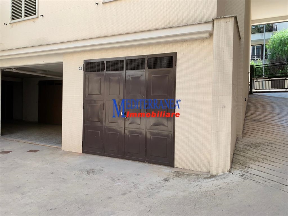 Box/Garage 70mq in vendita in vico la fortezza 3, Ruvo di Puglia