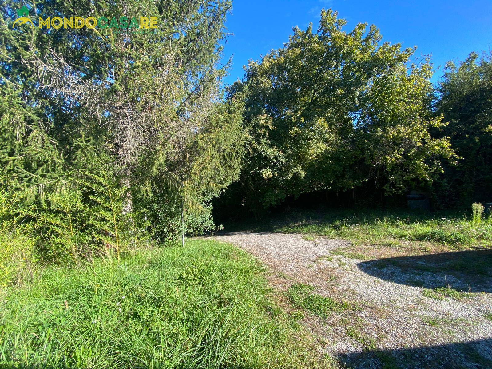 Capannone in vendita a Palombara Sabina