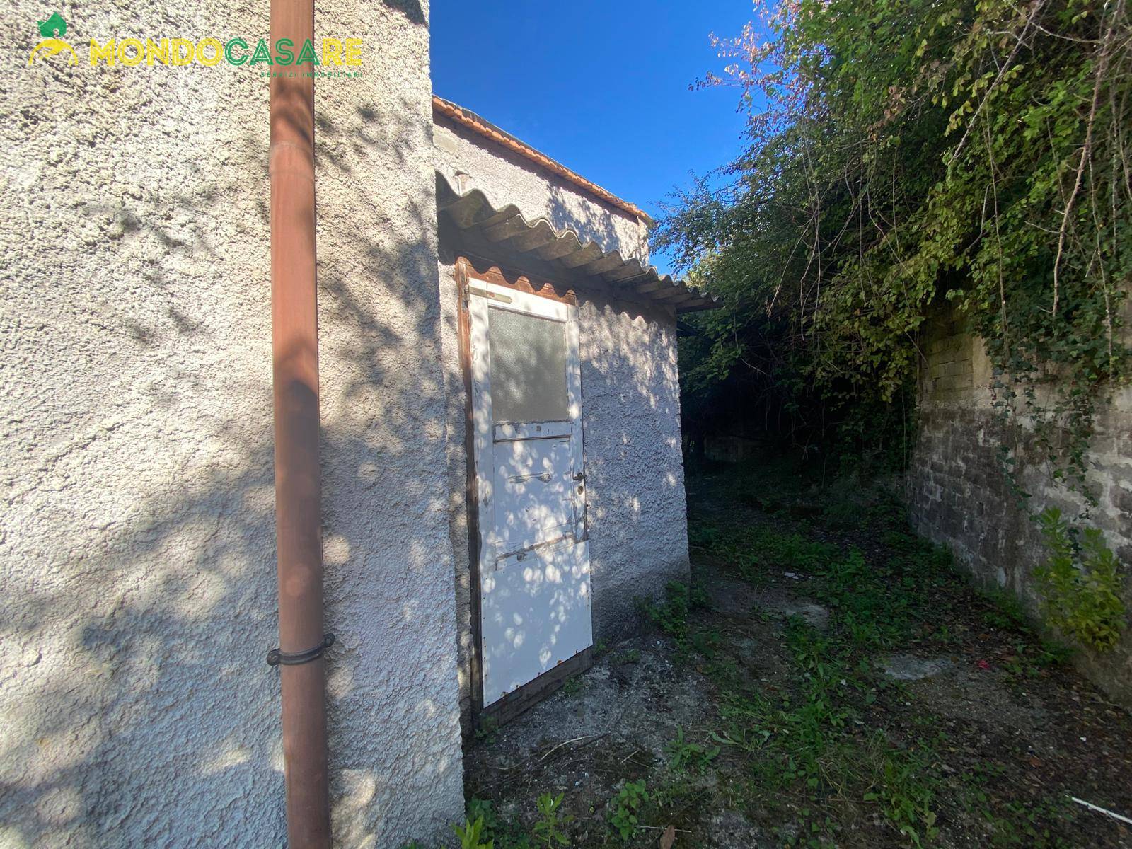 Capannone in vendita a Palombara Sabina