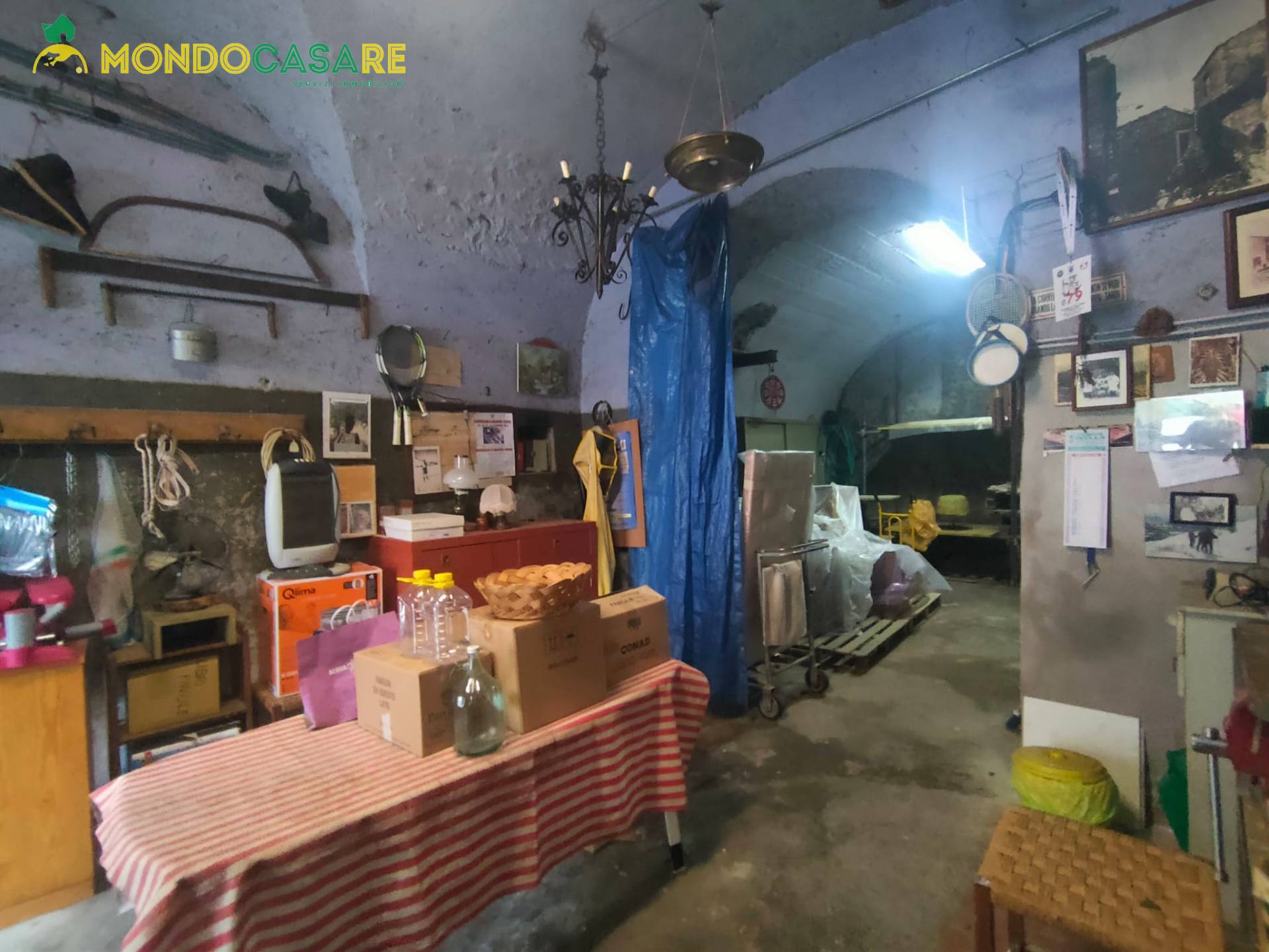 Box o garage in vendita a Palombara Sabina