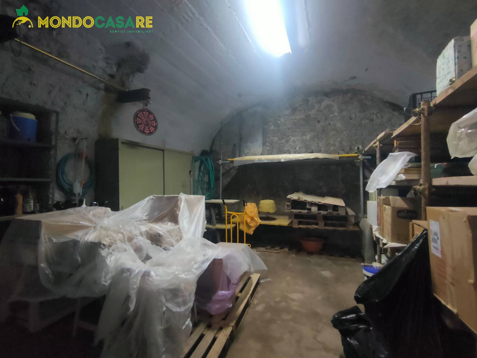 Box o garage in vendita a Palombara Sabina