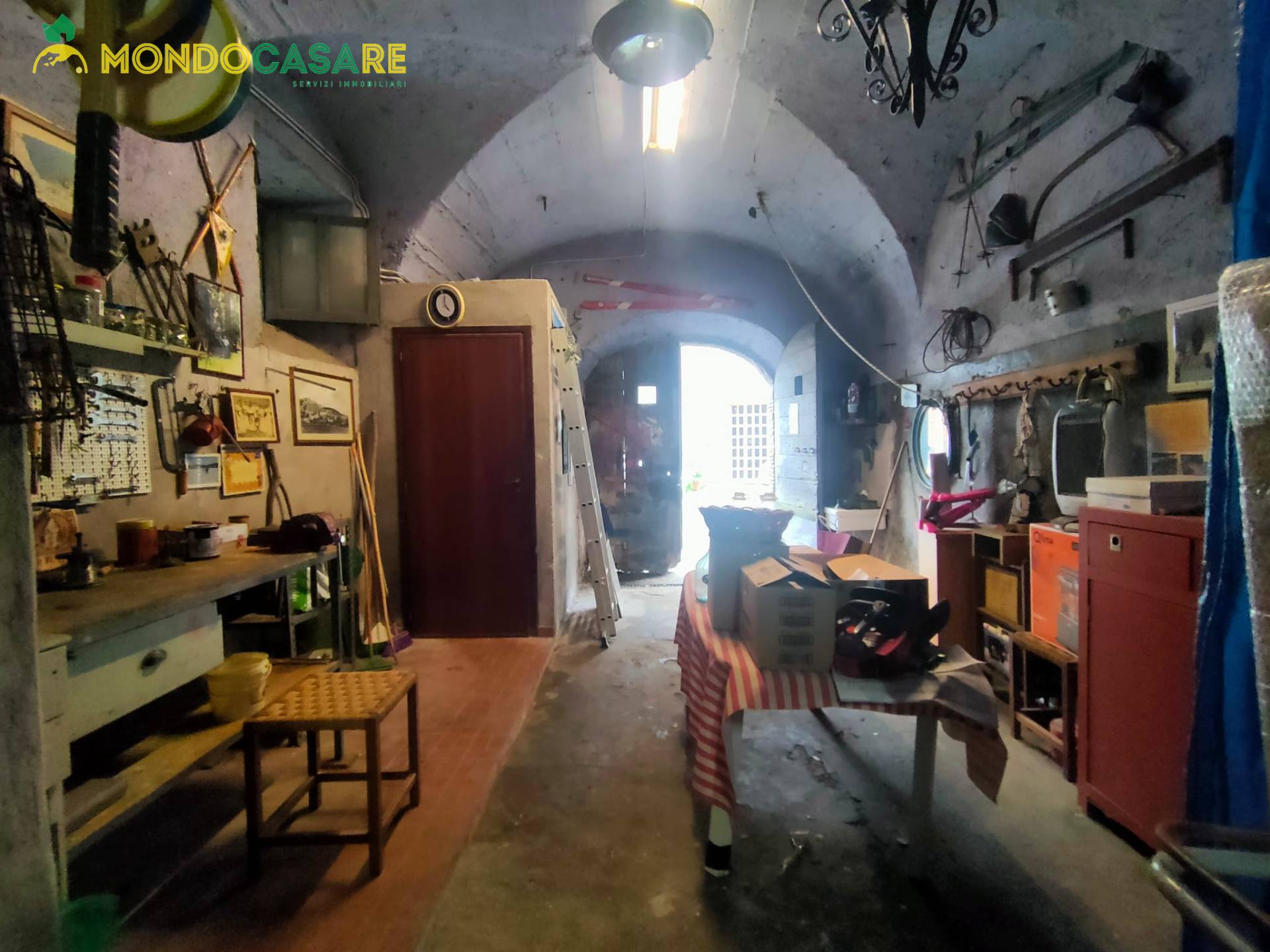 Box o garage in vendita a Palombara Sabina