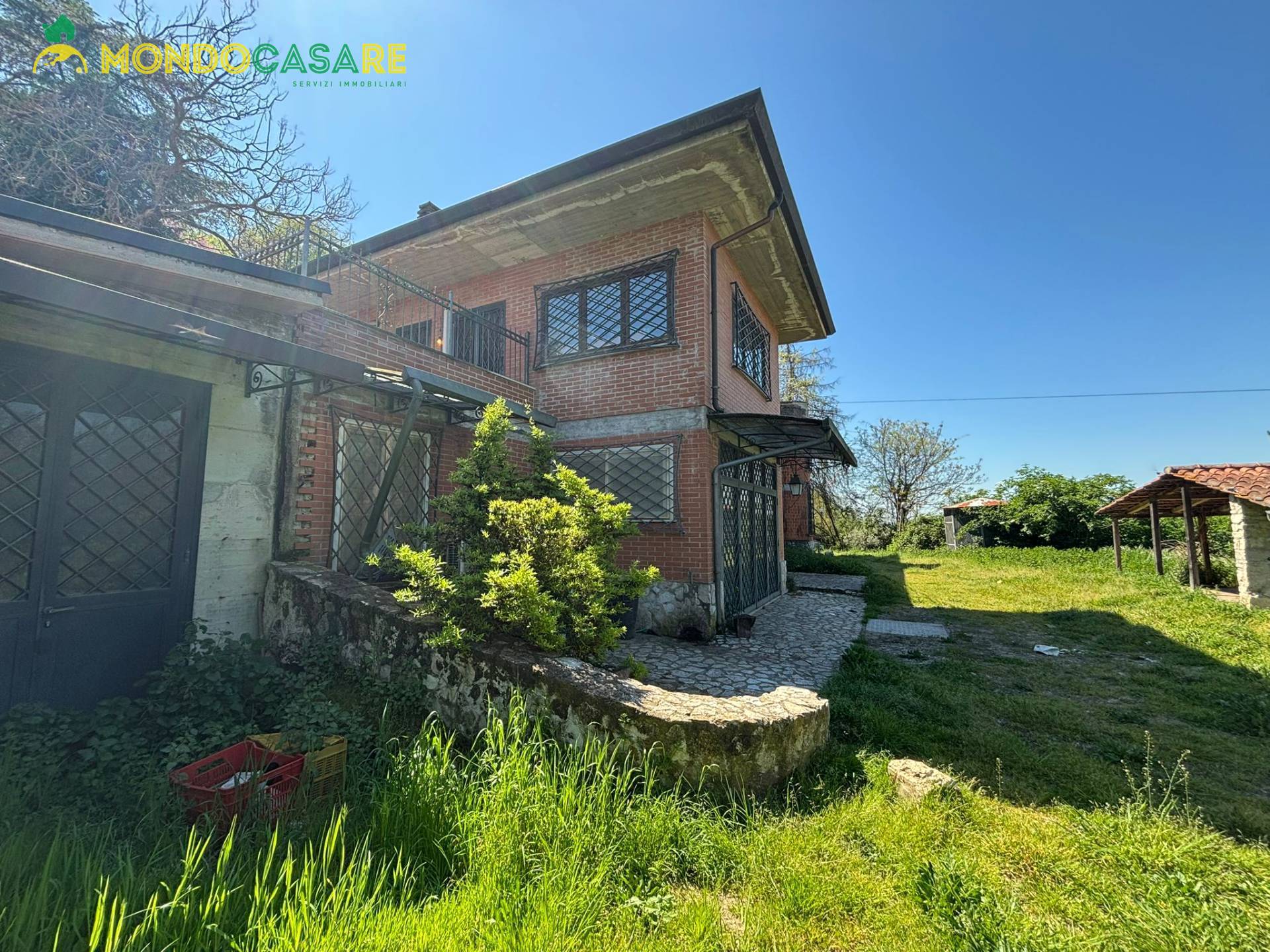 Appartamento in Villa in vendita a Fara in Sabina