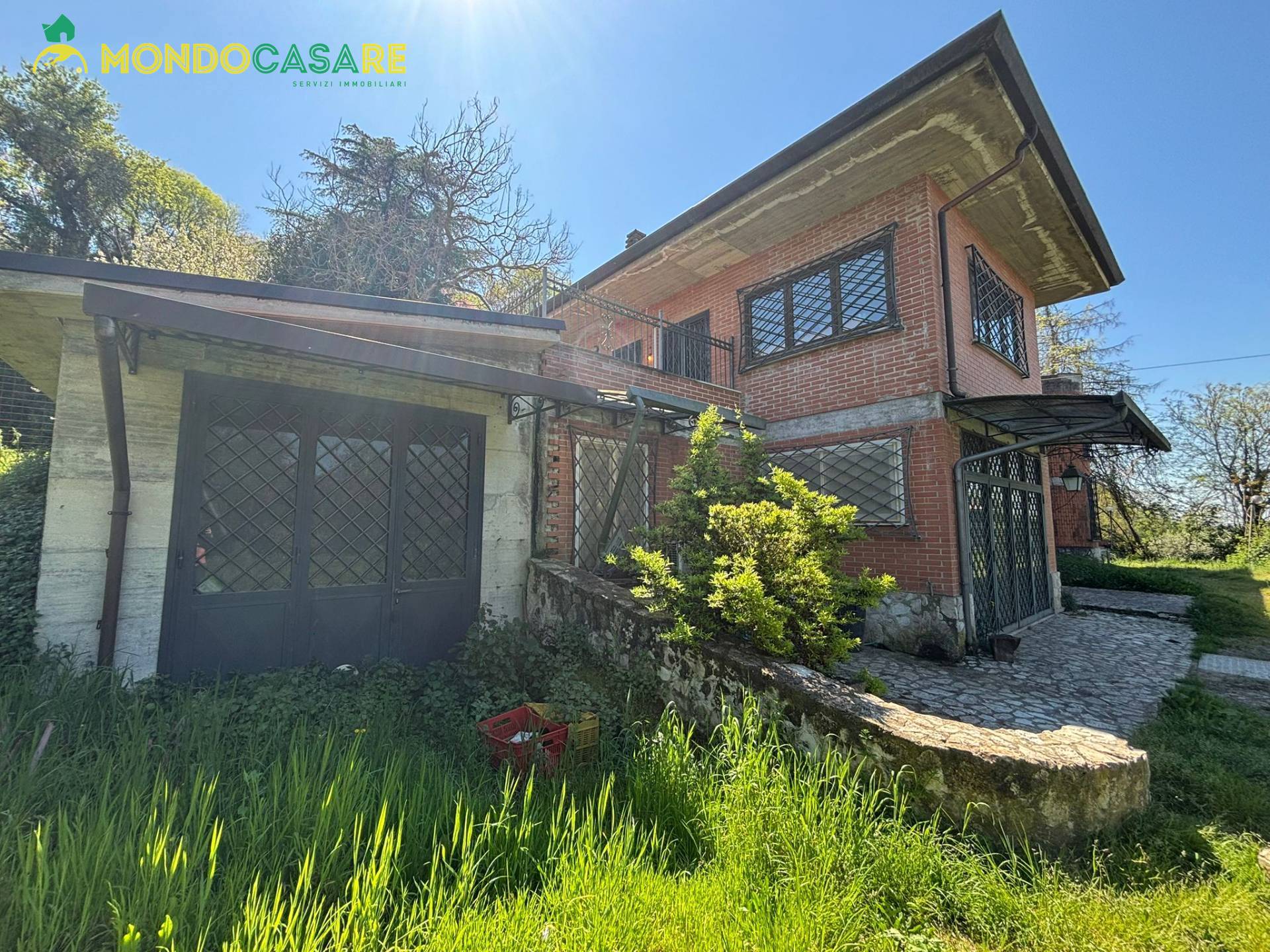 Appartamento in Villa in vendita a Fara in Sabina