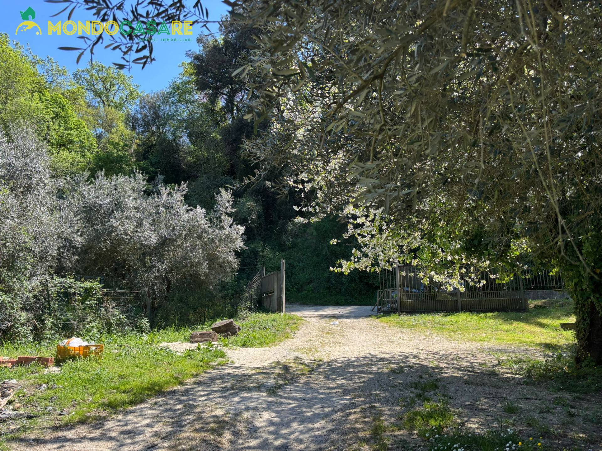 Appartamento in Villa in vendita a Fara in Sabina