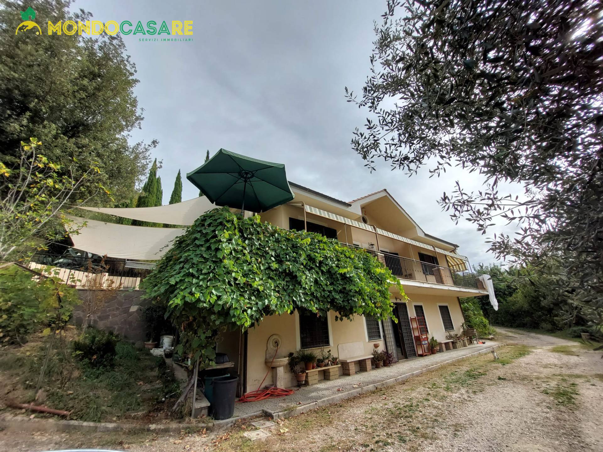 Villa in vendita a San Polo dei Cavalieri