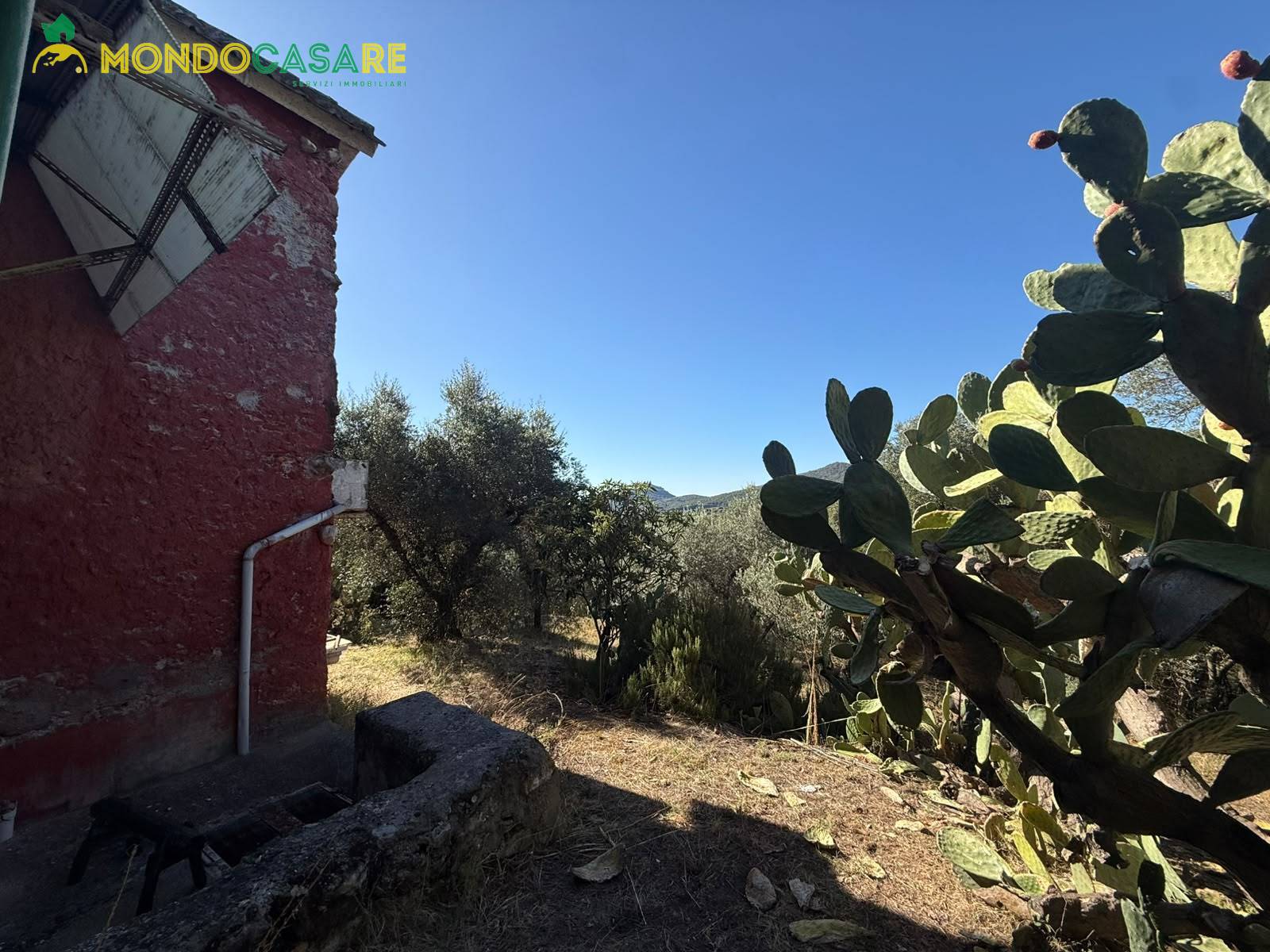 Rustico in vendita a Palombara Sabina