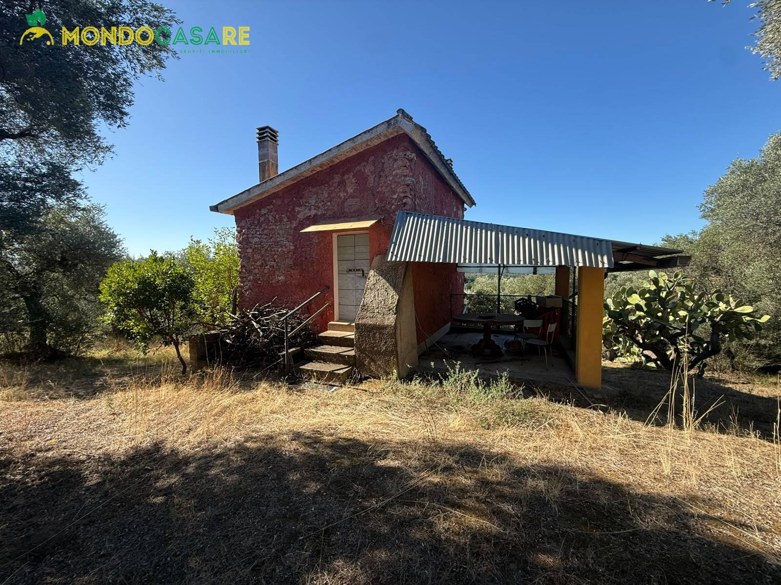 Rustico in vendita a Palombara Sabina