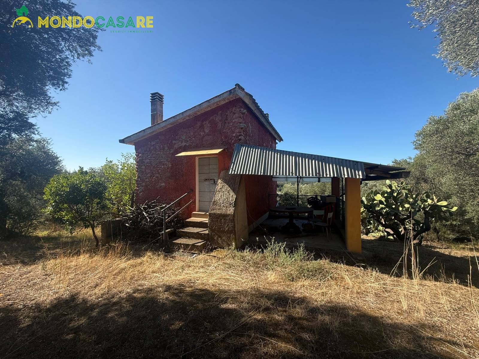 Rustico in vendita a Palombara Sabina