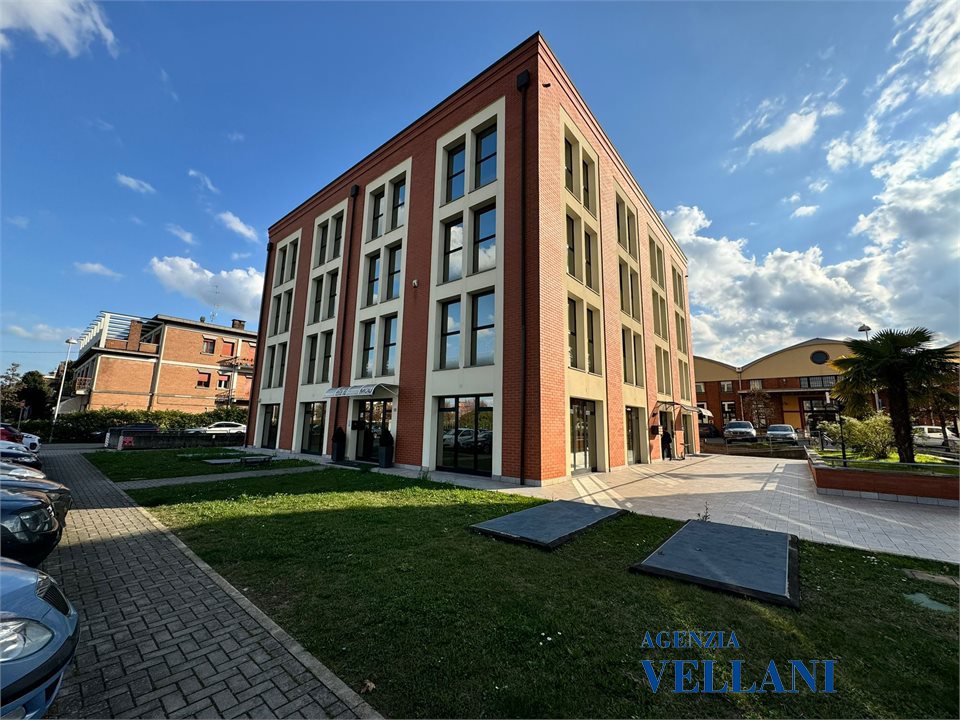 Ufficio in vendita a Carpi