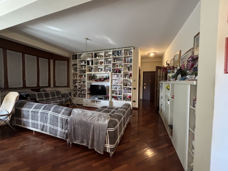 Attico con terrazzo a Carpi