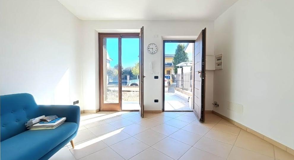 Appartamento con giardino in bettolelle, Senigallia