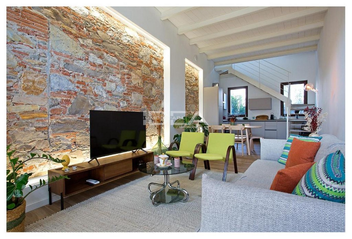 Bilocale con giardino in via lunardi, Lucca