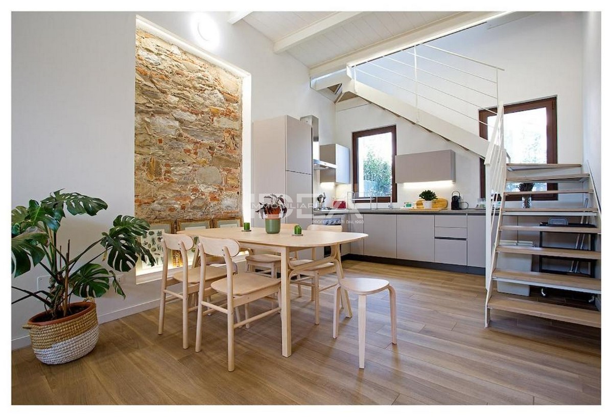 Bilocale con giardino in via lunardi, Lucca