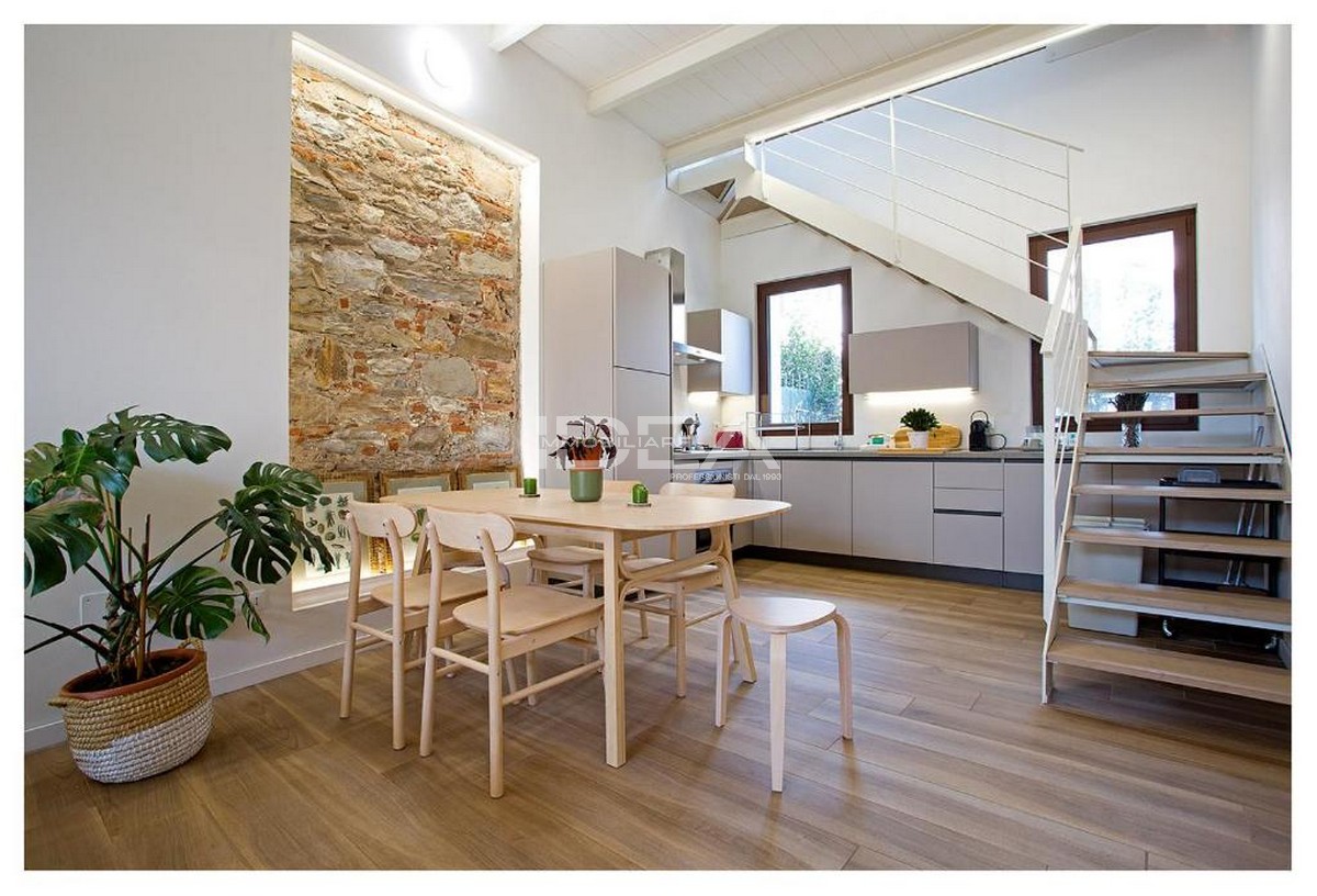 Bilocale con giardino in via lunardi, Lucca